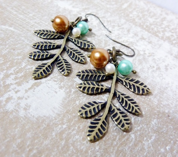 Adorn Me: Pearl and leaf earrings  